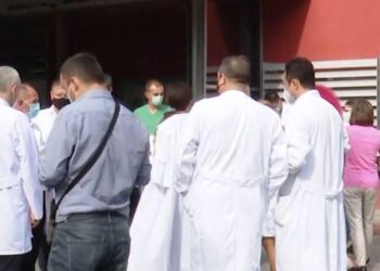 Eksodi i mjekëve/ Qeveria paketë masash për stimulimin e studentëve të mos ikin: Ja çfarë u ofrohet