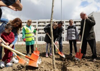 Veliaj: Falas thoshte edhe Sudja, por njerëzit nuk gënjehen më, e kanë kuptuar që qyl nuk ka