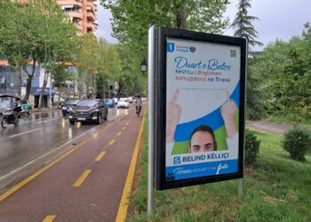 Çmendet nga rezultatet e dobëta Belind Këlliçi, nxjerr gishtin e mesit në publik