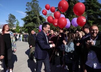 Veliaj në Njësinë 10: Qytetarët e dinë se kush bën 40 shkolla, bën edhe 41, Prandaj do na votojnë në 14 maj