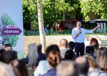 Veliaj kërkon votën e demokratëve: Bashkohuni me ne ta çojmë Tiranën përpara! Pyetja është, kush ju përfaqëson?