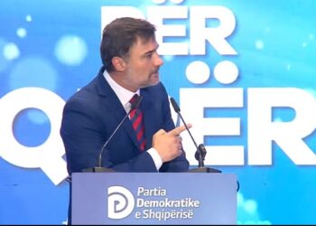 “Çoi demokratët te socialisti Meta”/ Alibeaj ia bën të qartë Berishës: Asnjë ‘non grata’ s’ka vend në PD