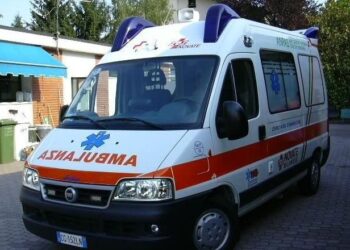 Aksident në Fushë Krujë-Thumanë, shoferi humb drejtimin e mjetit, ndërron jetë pasagjerja