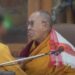 “Më thith gjuhën”, videoja skandaloze e Dalai Lamës me një djalë të vogël