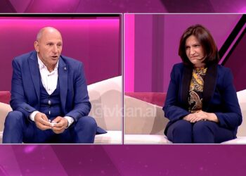 Fjalët e pathëna për 32 vite, Deda i përcjell mesazhin e ndjerë gruas së tij