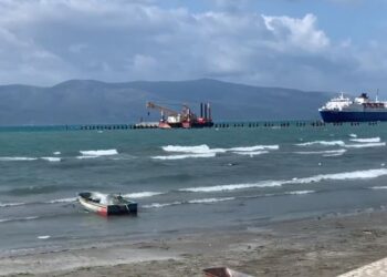 Moti i keq në vend, pezullohet lundrimi për mjetet e vogla në Vlorë