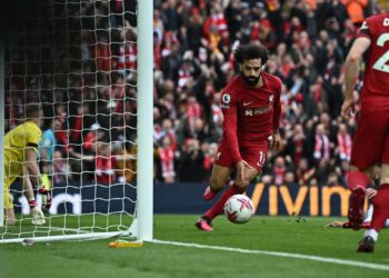 VIDEO/ Liverpuli i ndal vrullin, Arsenali humb pikë vendimtare në garë për titull. Salah humb penalltinë