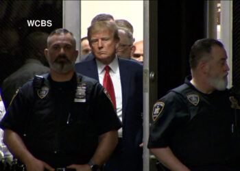 Ish-presidentit të SHBA i komunikohen 34 akuza, Trump deklarohet i pafajshëm