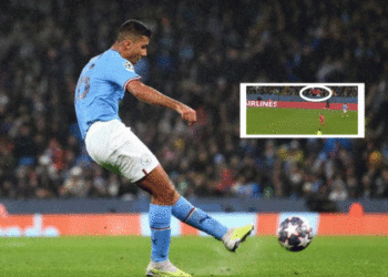 VIDEO/ Flamuri shqiptar shfaqet në “Etihad Stadium” gjatë supersfidës City-Bayern