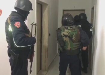 Detaje të reja/ Vrasja në Don Bosko, kontrolle në 22 banesa, të larguar dhe verifikime përmes ADN