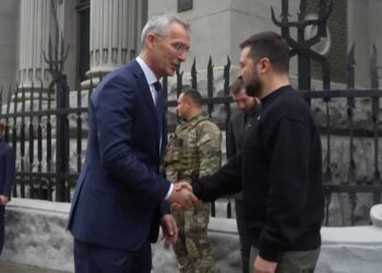 Anëtarësimi i Ukrainës/ Stoltenberg vizitë në Kiev: Prioritet në samitin e ardhshëm