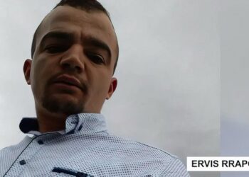 Dëshmia tronditëse/ Këmbëngul babai: Ervisi e kishte zhveshur vajzën, i kishte hipur sipër, ia mbante gojën mbyllur dhe…!