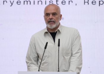 Rama nga Forumi i Klimës së Biznesit: Shumë shpejt do materializohet revolucioni për sistemin e prokurimeve, inteligjenca artificiale…!