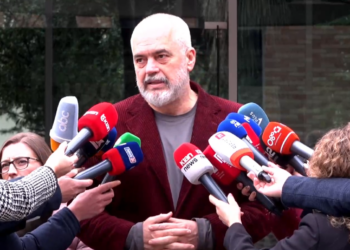 Zgjedhjet lokale/ Në prag të nisjes së fushatës, Rama mbledh kryesinë e PS-së