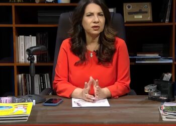 VIDEO/ I intervistuan gjyshen, nipi kërcënon Rudina Xhungën. Gazetarja: Je një kriminel i lindur, analfabet, që nuk e ke rrugën e gjatë