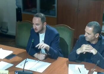 Salianji: T’u japim armët deputetëve, mësuesve e arbitrave se po kërcënohen…!