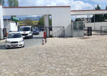 3200 euro për një deftesë, arrestohet drejtori i shkollës 9-vjeçare në Hot të Ri