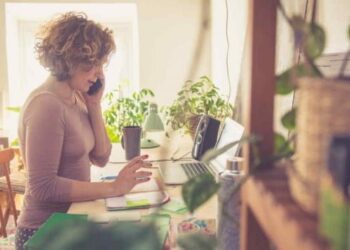 Zakonet që dëmtojnë shëndetin e trurit dhe përshpejtojnë plakjen e tij