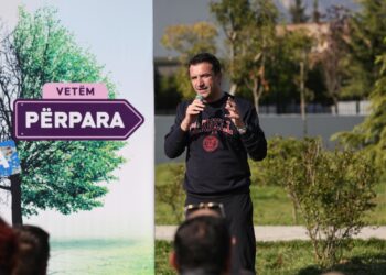 Veliaj: Saliu e nisi 30 vjeç me Partinë e Punës, tani 80 vjeç është bërë anëtar i LSI-së