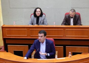 Veliaj: Në Tiranë ka abone për qytetarët që e përdorit shpesh transportin publik; Ata që premtojnë gjëra falas, pse nuk e bëjnë falas edhe në Shkodër?