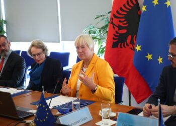’14 maji’/ Takim mes shefave të misioneve të BE! Ambasadorja, Hohmann: Me rëndësi respektimi i standarteve ndërkombëtare