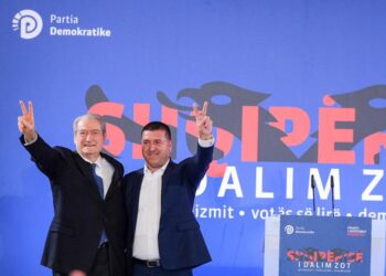 PS fitoi në Rrogozhinë me 23 vota, reagon PD: Betejën do ta vazhdojmë në rrugë ligjore, kutia e burgut përmbysi rezultatin