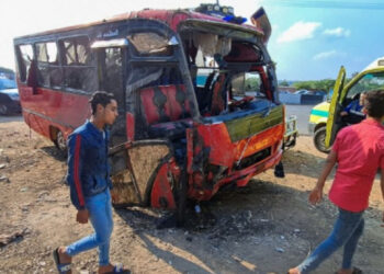Autobusi përplaset me kamionin, 17 të vdekur dhe 29 të plagosur