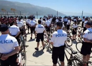 Siguria në plazhe/ Prezantohet Njësia Policore Detare me 104 policë
