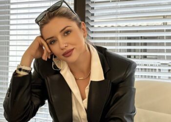 Ç’po ndodh me moderatoren? Alketa Vejsiu poston foton nga spitali: Jeta ka gëzim dhe dhimbje