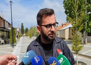 U godit nga mbështetësi i Berishës/ Isai: Më ndaluan makinën dhe më goditën me grusht
