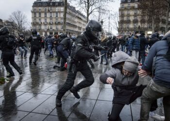 OKB kritikon Francën për diskriminim racor dhe dhunë policore ndaj protestuesve
