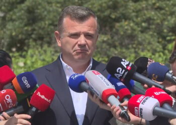 Balla flet për “takimin” me Bashën: Kam qëlluar në një ashensor edhe me Sali Berishën
