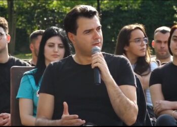 Rikthimi/ Basha: Kam qënë i distancuar, jo i ‘stakuar’ nga politika. Reflektova, duhet përmbysje. Me besoni…!