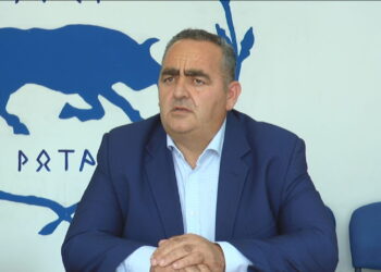 Zv.ministri i Jashtëm grek takon Fredi Belerin në paraburgim