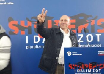 Opozita humbi në bashkinë e Lezhës, jep dorëheqjen një tjetër funksionar i Rithemelimit të Berishës