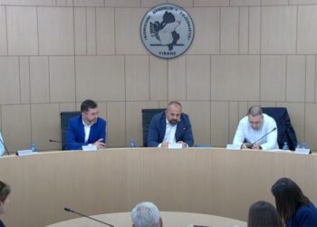 Humbi thellë/ Koalicioni i Berisha-Metës kërkon përsëritjen e zgjedhjeve në Kamzë, KAS i jep 24 orë kohë për të bërë verifikimet