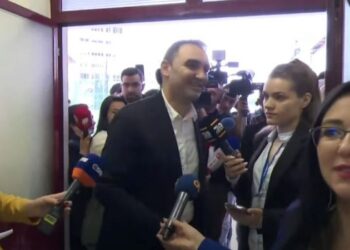 Këlliçi “rinis fushatën” pas votimit: Sot është dita e madhe, votoni për ndryshimin e të ardhmes së Tiranës