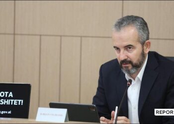 Emrat/ Gjobiten 7 televizione, shkelën kohën televizive. Kryebashkiaku referohet në KAS për gjobë