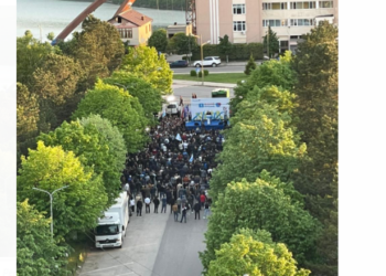 FOTOT/ Jo vetëm në Tropojë, demokratët braktisin Berishën edhe në Kukës