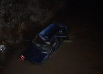 Aksident i rëndë në aksin Qafë Mali-Bajram Curri/ Makina me dy persona bie në lumë
