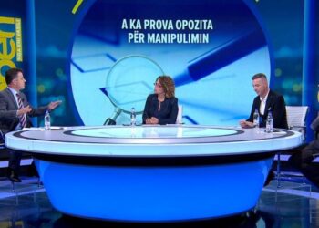 “Nuk u vodhën zgjedhjet, ua lanë dopio gjashtën në dorë”/ Noka sulmon gazetarin: S’ je në terezi ti, duhet të bësh “restart”
