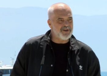 Rama paralajmëron: Ata shefa policie që do bëjnë kompromise në sezonin turistik, largim përjetë nga policia