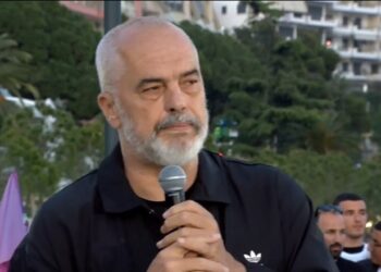 Sarandë/ Rama: Olti Çaçit ia kërkuam ne që të futej në këtë sfidë! Është një ndër njerëzit më të suksesshëm në industrinë e turizmit