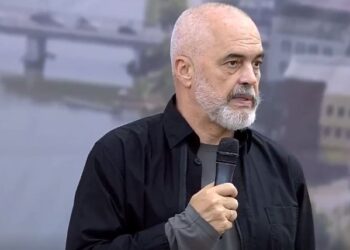 Rama mesazh kryebashkiakëve: Të majtë apo të djathtë qofshin, qytetarët të kenë derën e hapur