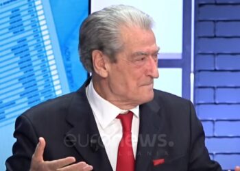 “Deliron” Berisha: Amerika të më kërkojë falje ose unë s’e heq padinë