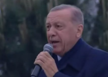 “Bye bye Kemal”, Erdogan ironizon kundërshtarin humbës ndërsa mban fjalimin e fitores