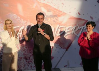 Veliaj nis turin e falënderimeve në çdo njësi: Mirënjohje çdo qytetari që na votoi. Do bëjmë edhe dy herë më shumë punë!
