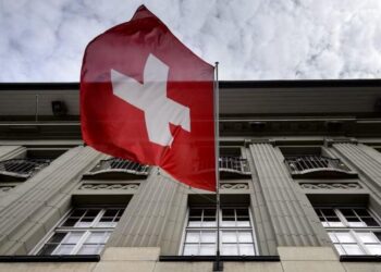 Zvicra: Kemi mbi 8 miliardë rezerva të Bankës Qendrore ruse