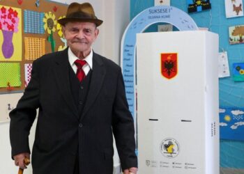 Media greke: Nuk jemi naivë. Athina nuk do ndihmojë një Tiranë që nuk ndihmon veten!