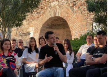 Basha paralajmëron nga Durrësi: Listat e hapura dhe vettingu i politikanëve janë dy goditje në zemër të ‘Trekëndëshit të Bermudës’